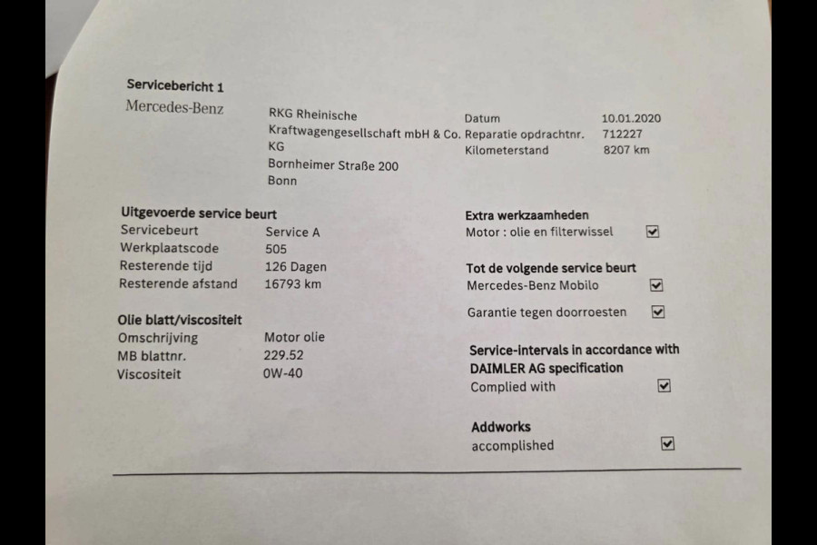 Mercedes-Benz A-Klasse 200 AMG / EDITION 1 / FULL OPTIONS / PANO / BURMESTER / LEDER / CARBON / SFEER / CAMERA / KEYLESS / DAB+ !