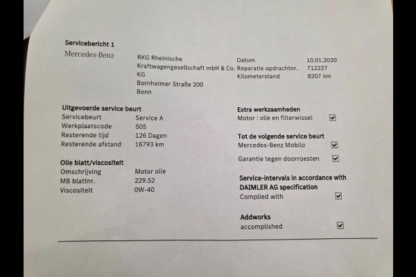 Mercedes-Benz A-Klasse 200 AMG / EDITION 1 / FULL OPTIONS / PANO / BURMESTER / LEDER / CARBON / SFEER / CAMERA / KEYLESS / DAB+ !