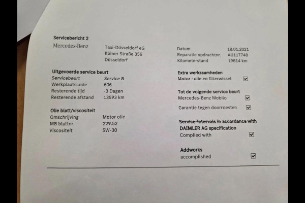 Mercedes-Benz A-Klasse 200 AMG / EDITION 1 / FULL OPTIONS / PANO / BURMESTER / LEDER / CARBON / SFEER / CAMERA / KEYLESS / DAB+ !