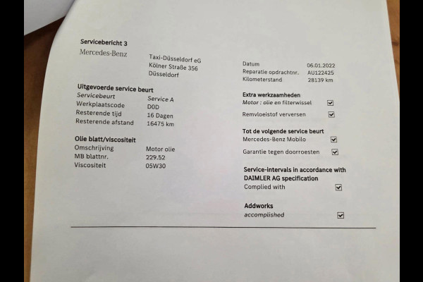 Mercedes-Benz A-Klasse 200 AMG / EDITION 1 / FULL OPTIONS / PANO / BURMESTER / LEDER / CARBON / SFEER / CAMERA / KEYLESS / DAB+ !