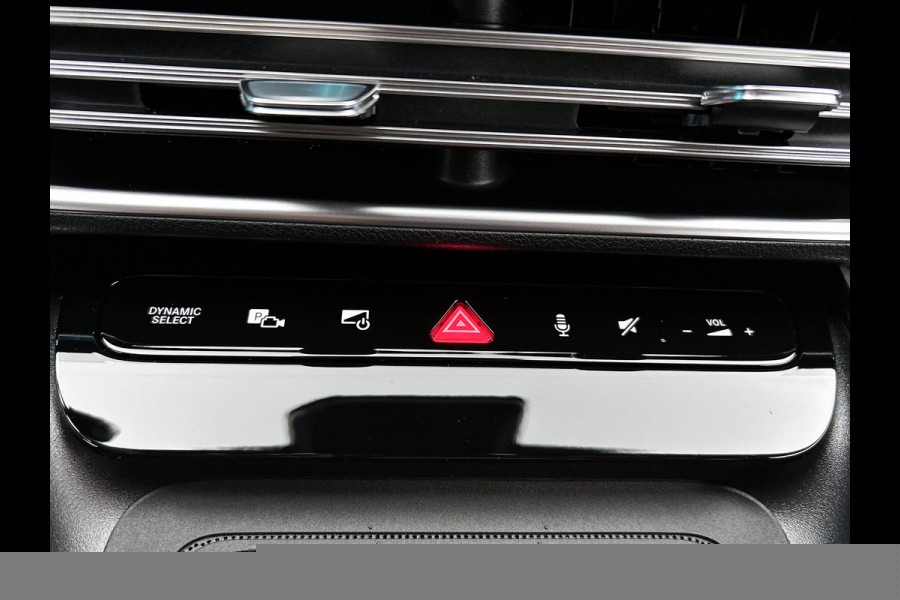 Mercedes-Benz CLA-Klasse Shooting Brake 250+ Business Solution AMG 85 kWh | Advanced Plus pakket | Parkeerpakket | Trekhaak | Vast panoramadak | Warmtewerend, donkergetint glas | 18 inch vijfspaaks lichtmetalen AMG-velgen | GUARD 360° | Sportstoelen |