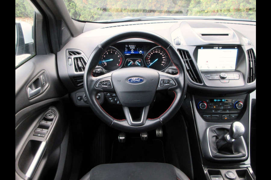 Ford Kuga 1.5 EcoBoost ST Line * Navi * Xenon * Camera *