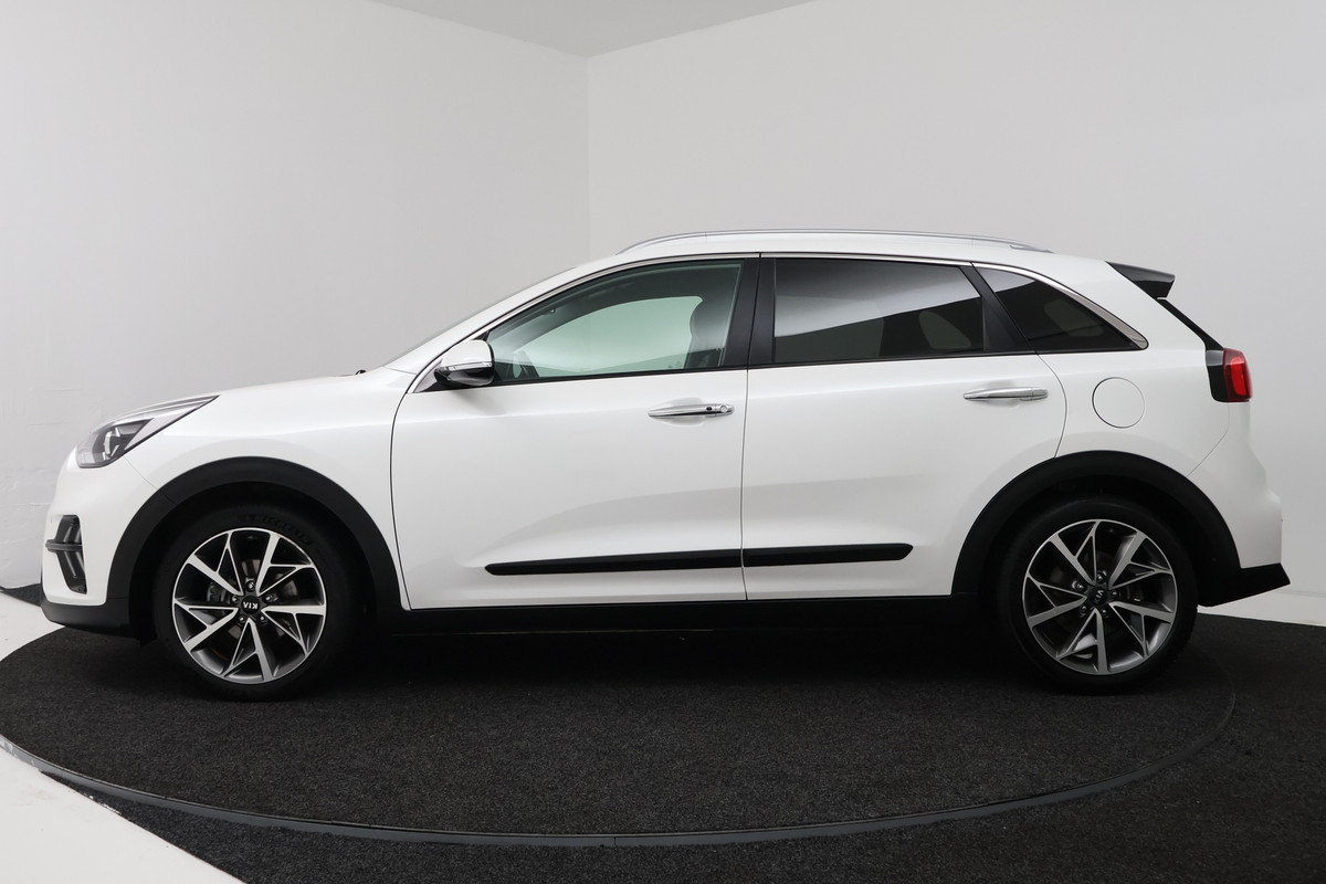 Kia Niro 1.6 GDi Hybrid DynamicPlusLine (CAMERA, STOEL/STUUR VERWARMING, CRUISE ADAPTIEF)