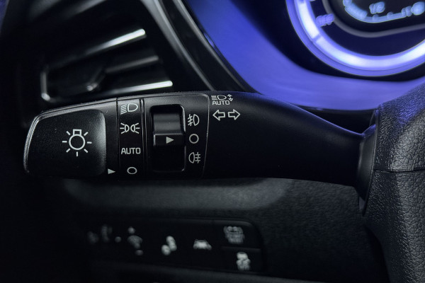 Kia Niro 1.6 GDi Hybrid DynamicPlusLine (CAMERA, STOEL/STUUR VERWARMING, CRUISE ADAPTIEF)