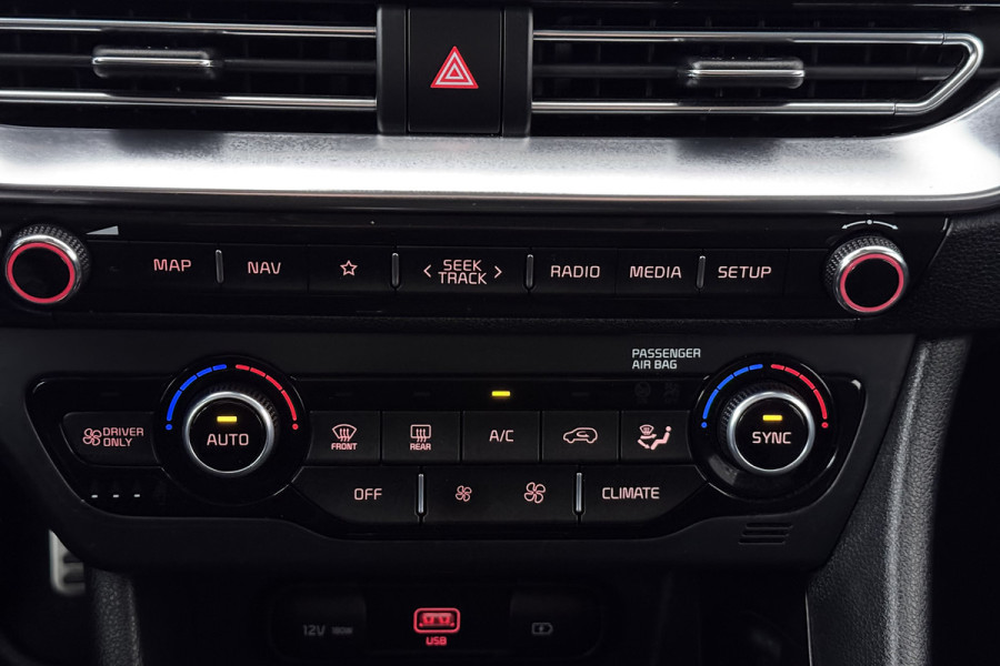 Kia Niro 1.6 GDi Hybrid DynamicPlusLine (CAMERA, STOEL/STUUR VERWARMING, CRUISE ADAPTIEF)