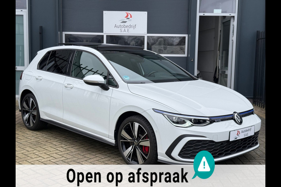 Volkswagen Golf 1.4 eHybrid GTE 245 pk IQ LIGHT PANO HUD SFEER CARPLAY