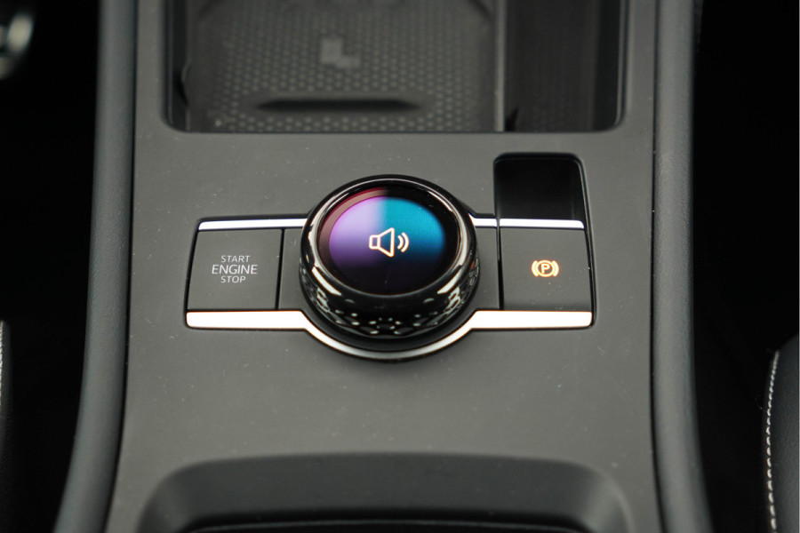 Volkswagen T-Roc 1.5 eTsi R-Line First Edition | Trekhaak | Matrix | Camera