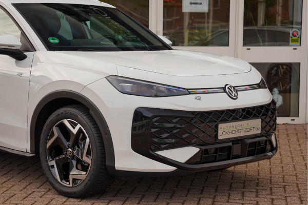 Volkswagen T-Roc 1.5 eTsi R-Line First Edition | Trekhaak | Matrix | Camera