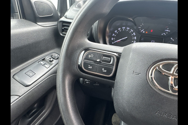 Toyota ProAce City 1.2 110PK **Benzine** L1 Navigatie Climate control Camera Carplay Cruise control Parkeersensoren v+a Gasoline Benzin