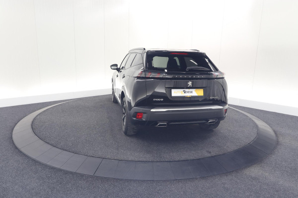 Peugeot 2008 PureTech 130 GT-Line | Camera | Adaptieve Cruise Control | Allseason Banden | Navigatie