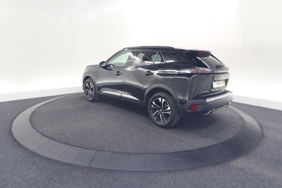 Peugeot 2008 PureTech 130 GT-Line | Camera | Adaptieve Cruise Control | Allseason Banden | Navigatie