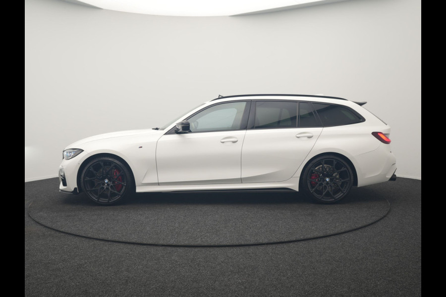 BMW 3 Serie Touring 320i M Sport Perfomance Parts 184pk | Panodak | Adaptive Cruise | Laser LED | Sportuitlaat Kleppen Besturing | Lederen Sportstoelen Verwarmd | Sfeerverlichting | Apple Carplay | 20"L.M | Navigatie | DAB |