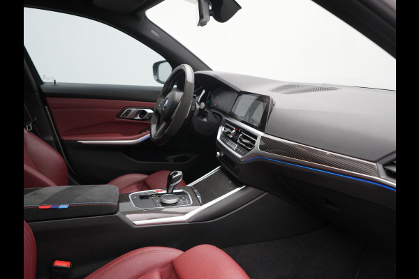 BMW 3 Serie Touring 320i M Sport Perfomance Parts 184pk | Panodak | Adaptive Cruise | Laser LED | Sportuitlaat Kleppen Besturing | Lederen Sportstoelen Verwarmd | Sfeerverlichting | Apple Carplay | 20"L.M | Navigatie | DAB |