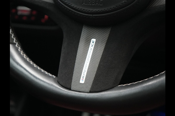 BMW 3 Serie Touring 320i M Sport Perfomance Parts 184pk | Panodak | Adaptive Cruise | Laser LED | Sportuitlaat Kleppen Besturing | Lederen Sportstoelen Verwarmd | Sfeerverlichting | Apple Carplay | 20"L.M | Navigatie | DAB |