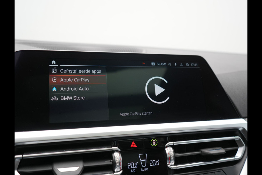 BMW 3 Serie Touring 320i M Sport Perfomance Parts 184pk | Panodak | Adaptive Cruise | Laser LED | Sportuitlaat Kleppen Besturing | Lederen Sportstoelen Verwarmd | Sfeerverlichting | Apple Carplay | 20"L.M | Navigatie | DAB |