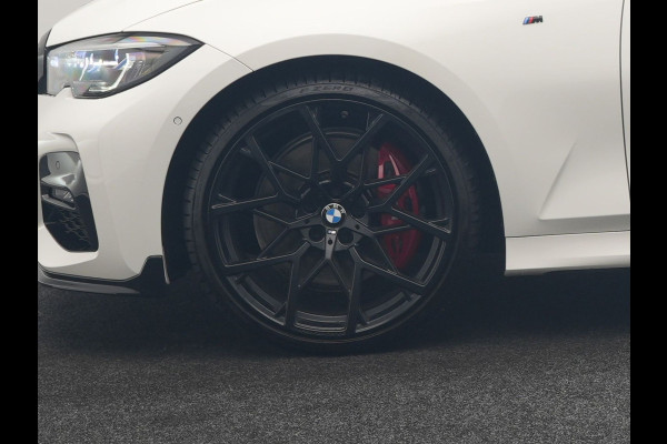 BMW 3 Serie Touring 320i M Sport Perfomance Parts 184pk | Panodak | Adaptive Cruise | Laser LED | Sportuitlaat Kleppen Besturing | Lederen Sportstoelen Verwarmd | Sfeerverlichting | Apple Carplay | 20"L.M | Navigatie | DAB |