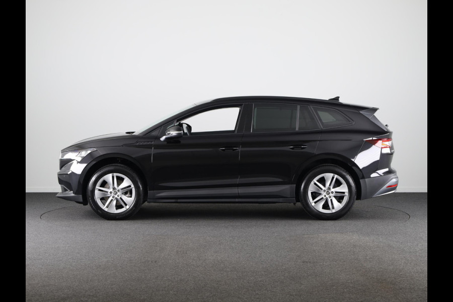 Škoda Enyaq Selection 170pk | Navigatie | Parkeersensoren | Achteruitrijcamera | Lichtmetalen velgen 19" | Verwarmbare voorstoelen | Dode hoek detectie