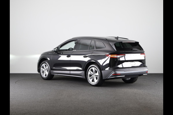 Škoda Enyaq Selection 170pk | Navigatie | Parkeersensoren | Achteruitrijcamera | Lichtmetalen velgen 19" | Verwarmbare voorstoelen | Dode hoek detectie