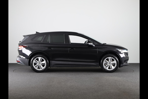 Škoda Enyaq Selection 170pk | Navigatie | Parkeersensoren | Achteruitrijcamera | Lichtmetalen velgen 19" | Verwarmbare voorstoelen | Dode hoek detectie