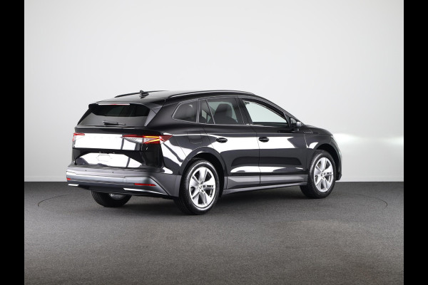 Škoda Enyaq Selection 170pk | Navigatie | Parkeersensoren | Achteruitrijcamera | Lichtmetalen velgen 19" | Verwarmbare voorstoelen | Dode hoek detectie