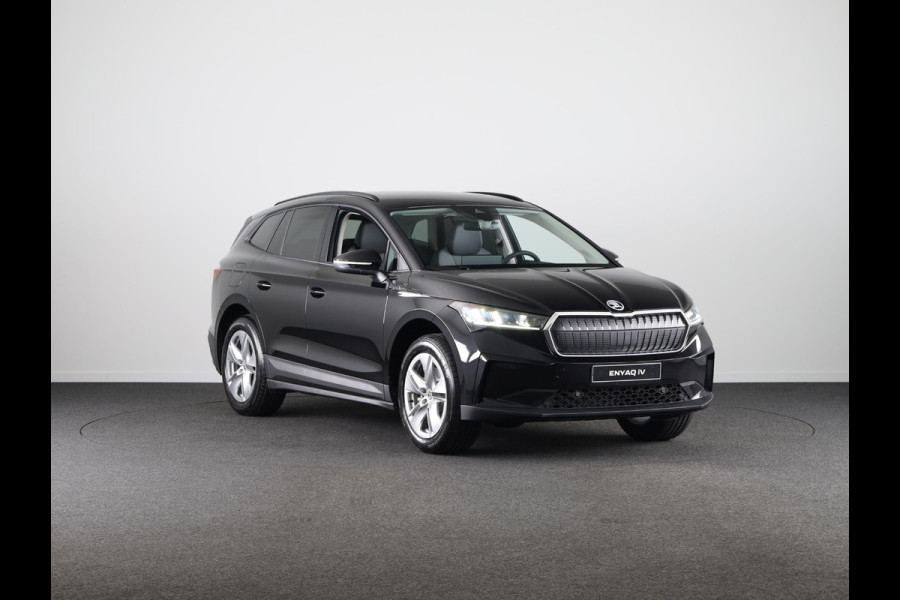 Škoda Enyaq Selection 170pk | Navigatie | Parkeersensoren | Achteruitrijcamera | Lichtmetalen velgen 19" | Verwarmbare voorstoelen | Dode hoek detectie