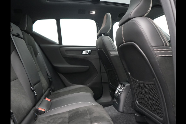 Volvo XC40 T5 Ultimate Dark PHEV 262pk Dealer O.H | SOH 89,2% | Trekhaak Af Fabriek | Panodak | Adaptive Cruise | 360 Camera | Harman / Kardon | Alcantara Sportstoelen Memory & Verwarmd | Stuur Verwarmd | Blis | Keyless | Apple Carplay | Navigatie | DAB | 19"L.M | Plug In Hybrid |
