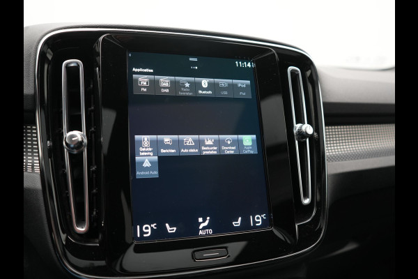 Volvo XC40 T5 Ultimate Dark PHEV 262pk Dealer O.H | SOH 89,2% | Trekhaak Af Fabriek | Panodak | Adaptive Cruise | 360 Camera | Harman / Kardon | Alcantara Sportstoelen Memory & Verwarmd | Stuur Verwarmd | Blis | Keyless | Apple Carplay | Navigatie | DAB | 19"L.M | Plug In Hybrid |