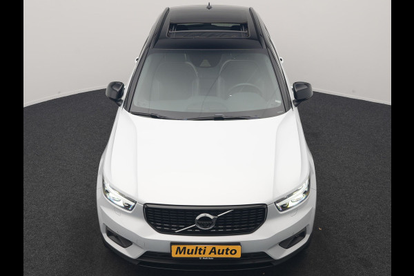 Volvo XC40 T5 Ultimate Dark PHEV 262pk Dealer O.H | SOH 89,2% | Trekhaak Af Fabriek | Panodak | Adaptive Cruise | 360 Camera | Harman / Kardon | Alcantara Sportstoelen Memory & Verwarmd | Stuur Verwarmd | Blis | Keyless | Apple Carplay | Navigatie | DAB | 19"L.M | Plug In Hybrid |