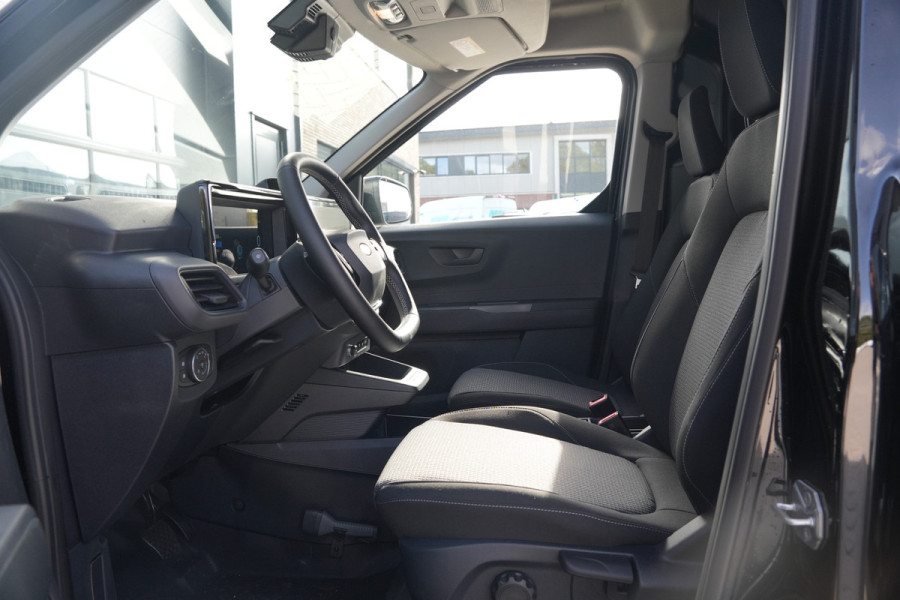 Ford E-Transit Courier Trend 46 kWh 136pk - Stoel/Stuurverwarming - Vloerplaat - Camera - Cruise - Carplay/Android - Rijklaar