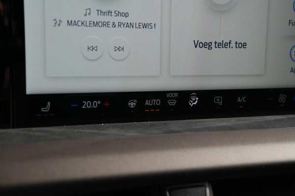Ford E-Transit Courier Trend 46 kWh 136pk - Stoel/Stuurverwarming - Vloerplaat - Camera - Cruise - Carplay/Android - Rijklaar