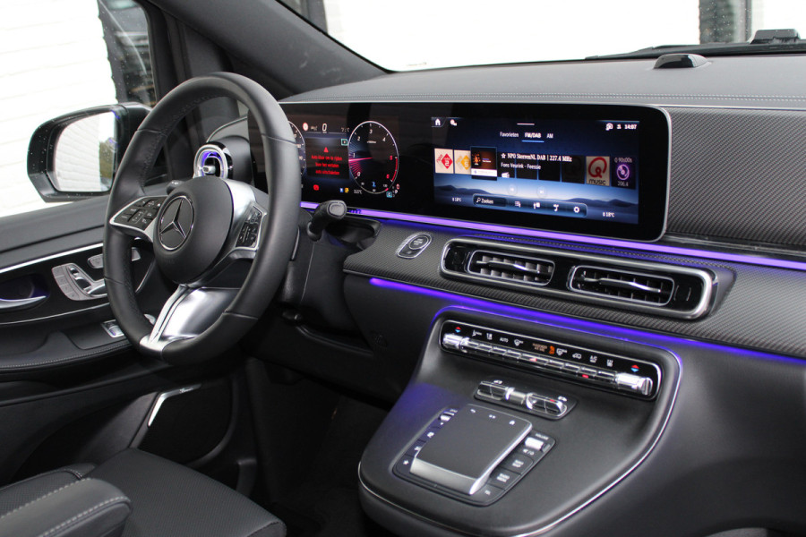 Mercedes-Benz V-Klasse 300d / DC / AMG / bj2026 / Elec Stoelen / Stoel Ventilatie / Burmester / Vol Opties / NIEUWSTAAT