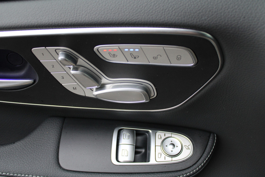 Mercedes-Benz V-Klasse 300d / DC / AMG / bj2026 / Elec Stoelen / Stoel Ventilatie / Burmester / Vol Opties / NIEUWSTAAT