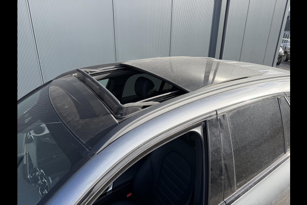 Mercedes-Benz GLC 300e 4MATIC AMG Line 20"/Panoramadak/Trekhaak/Leder/Stoelverwarming + ventilatie//Keyless/Treeplanken/Apple Carplay & Android Auto/Alarm