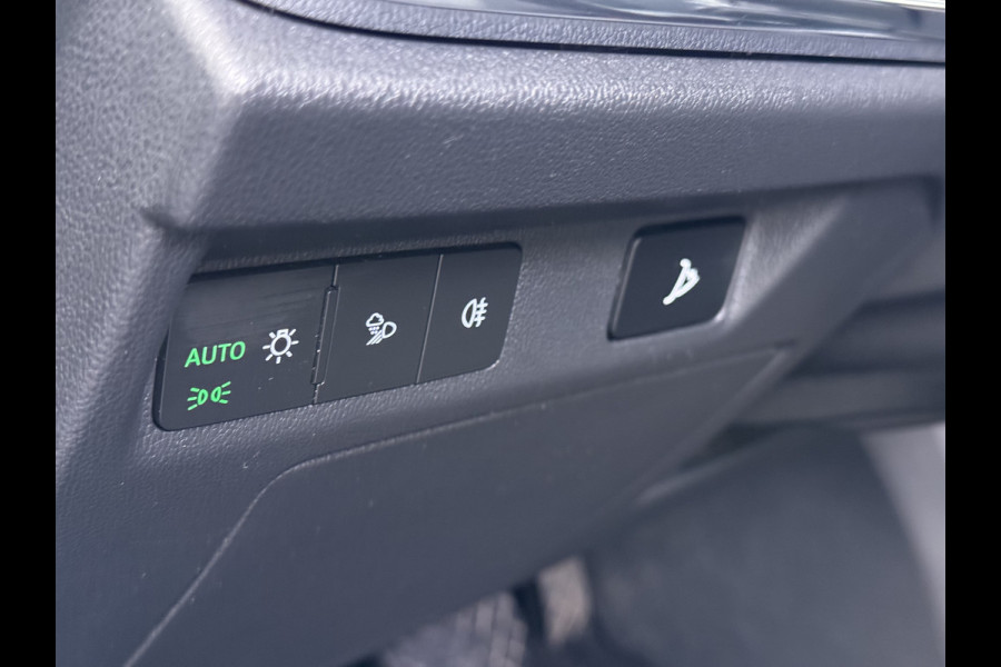 Škoda ENYAQ iV 180PK Trekhaak Adap.Cruise 3-Zone Ecc Camera Matrix-Led Stuur+Stoelverwarming Navi SOH 87% Android Auto Apple Carplay P-Assist Lmv 20" Pdc DAB Isofix Keyless 1.000kg Trekgewicht 1e Eigenaar Origineel Nederlandse Auto