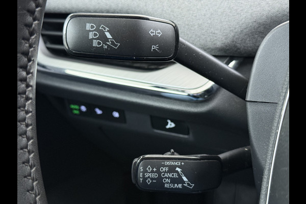 Škoda ENYAQ iV 180PK Trekhaak Adap.Cruise 3-Zone Ecc Camera Matrix-Led Stuur+Stoelverwarming Navi SOH 87% Android Auto Apple Carplay P-Assist Lmv 20" Pdc DAB Isofix Keyless 1.000kg Trekgewicht 1e Eigenaar Origineel Nederlandse Auto