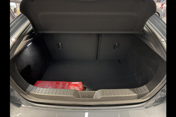 Mazda 3 2.5 e-SkyActiv-G M Hybrid 140 Homura | NIEUW TE REGISTREREN | ACHTERUITRIJCAMERA | 18 INCH | STOELVERWARMING |