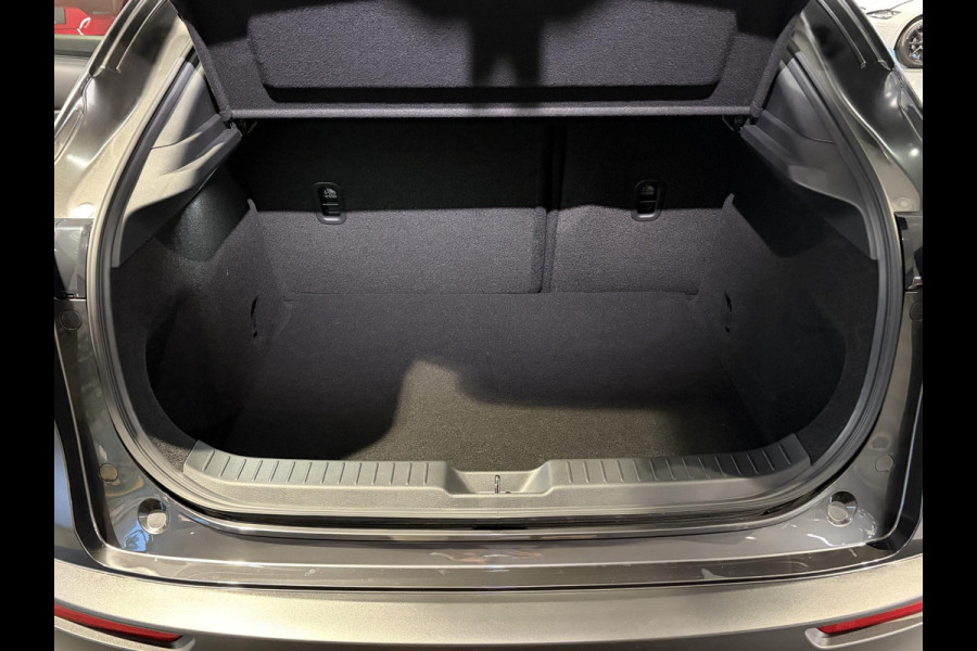 Mazda CX-30 2.5 e-SkyActiv-G M Hybrid Homura | NIEUW TE REGISTREREN | ELEK. ACHTERKLEP | ACHTERUITRIJCAMERA | STOELVERWARMING | 18 INCH |