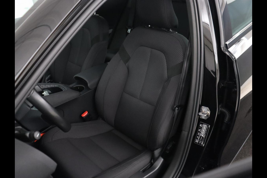 Polestar 2 Standard Range Single Motor 63kWh | SOH 89,1% | Elektrisch uitklapbare trekhaak | Achteruitrijcamera | Apple CarPlay | Stoelverwarming | Cruise control adaptief