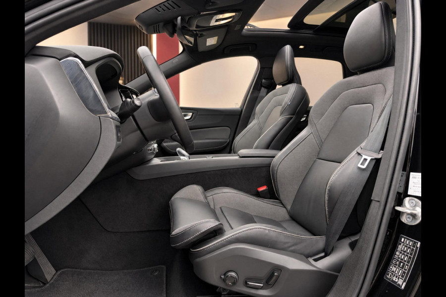 Volvo XC60 2.0 T8 PHEV 455PK AWD Plus Dark | SOH 97% | Pano | H/K Sound | Surround View | BTW