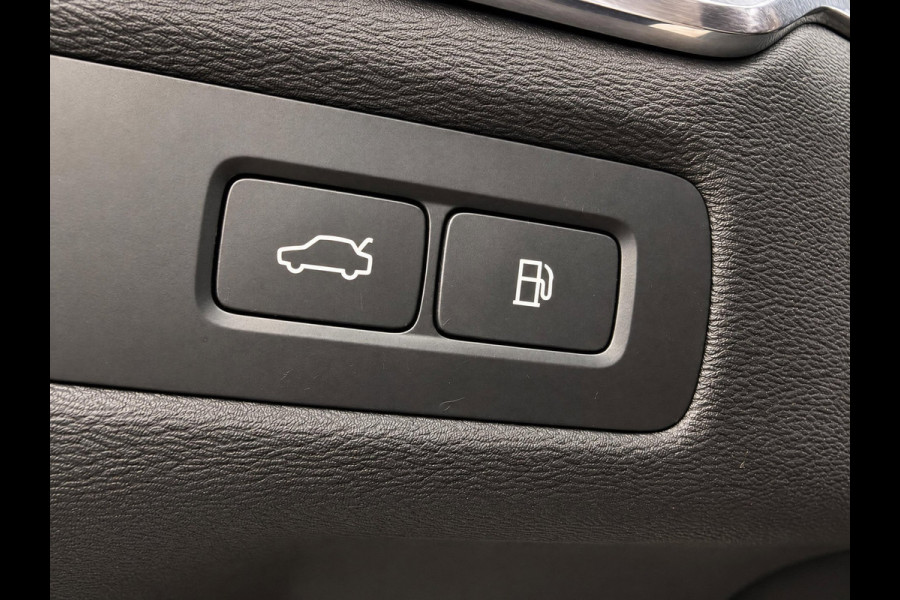 Volvo XC60 2.0 T8 PHEV 455PK AWD Plus Dark | SOH 97% | Pano | H/K Sound | Surround View | BTW