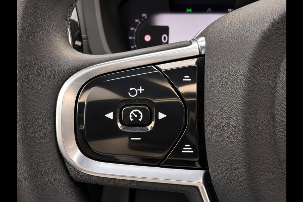 Volvo XC60 2.0 T8 PHEV 455PK AWD Plus Dark | SOH 97% | Pano | H/K Sound | Surround View | BTW