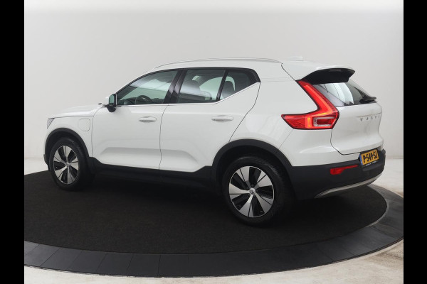 Volvo XC40 1.5 T4 Recharge Inscription Expression | SOh 85,2% | Trekhaak | Achteruitrij camera | Apple Carplay | Elektrische achterklep | Adaptieve cruise control |