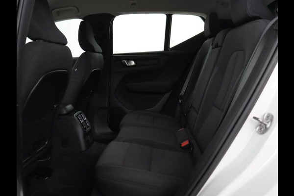 Volvo XC40 1.5 T4 Recharge Inscription Expression | SOh 85,2% | Trekhaak | Achteruitrij camera | Apple Carplay | Elektrische achterklep | Adaptieve cruise control |