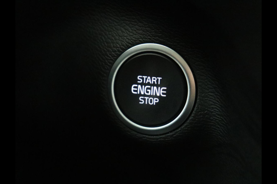 Volvo XC40 1.5 T4 Recharge Inscription Expression | SOh 85,2% | Trekhaak | Achteruitrij camera | Apple Carplay | Elektrische achterklep | Adaptieve cruise control |