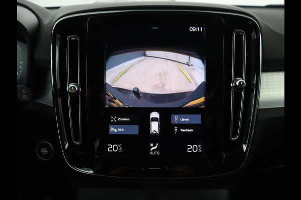 Volvo XC40 1.5 T4 Recharge Inscription Expression | SOh 85,2% | Trekhaak | Achteruitrij camera | Apple Carplay | Elektrische achterklep | Adaptieve cruise control |