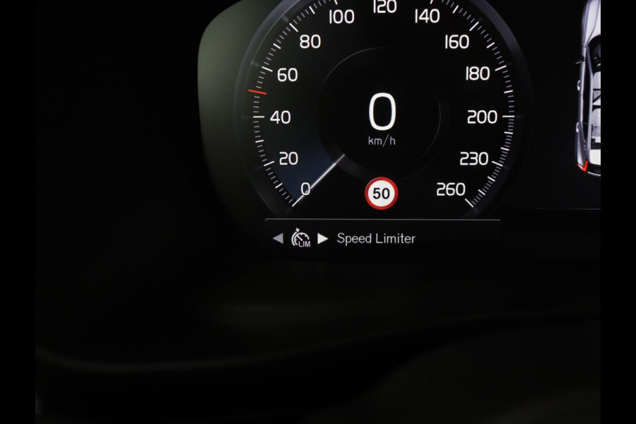 Volvo XC40 1.5 T4 Recharge Inscription Expression | SOh 85,2% | Trekhaak | Achteruitrij camera | Apple Carplay | Elektrische achterklep | Adaptieve cruise control |