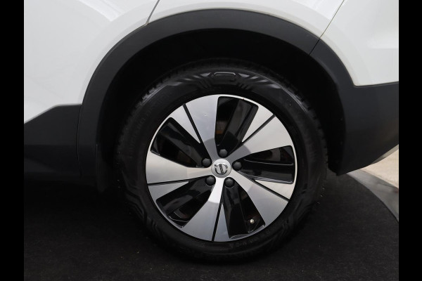Volvo XC40 1.5 T4 Recharge Inscription Expression | SOh 85,2% | Trekhaak | Achteruitrij camera | Apple Carplay | Elektrische achterklep | Adaptieve cruise control |