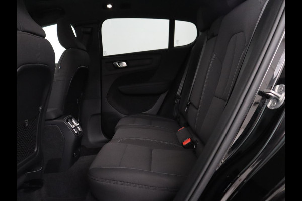Volvo C40 Recharge Ultimate 69 kWh | SOH 92,2% | Trekhaak elektrisch uitklapbaar | 360 Camera | Navigatie | Apple CarPlay | Panoramadak