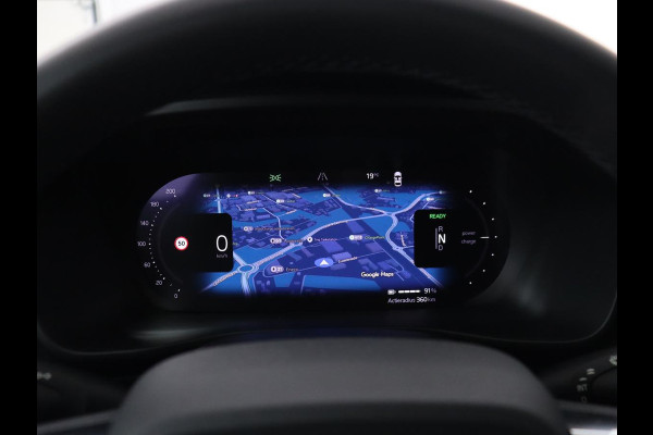 Volvo C40 Recharge Ultimate 69 kWh | SOH 92,2% | Trekhaak elektrisch uitklapbaar | 360 Camera | Navigatie | Apple CarPlay | Panoramadak