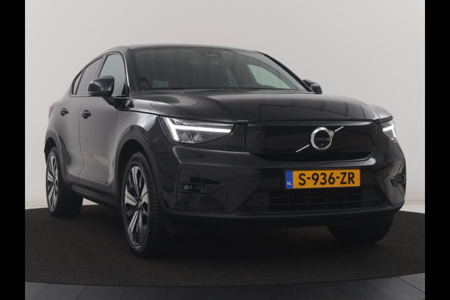Volvo C40 Recharge Ultimate 69 kWh | SOH 92,2% | Trekhaak elektrisch uitklapbaar | 360 Camera | Navigatie | Apple CarPlay | Panoramadak